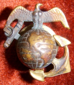 1930s US Marine Corps EM Collar Insignia with Eagle Variation