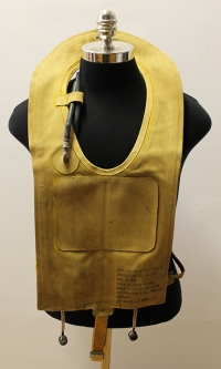 Great 1943 Dated USAAF "Mae West" Type B-4 Survival Vest Life Jacket Complete & Supple