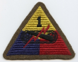 Scarce Early WWII US Army 1st Armored Division "Lemon Top" OD Border Shoulder Patch