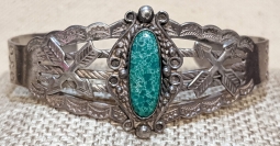 Lovely 1940s Fred Harvey Type Southwest Bracelet in Sterling Silver with Low Grade Blue Gem Turquois