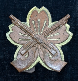 Beautifully Made pre-WWII Imperial Japanese Army Heavy Machine Gun Proficiency Badge 3rd Class