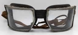 Extremely Rare and Iconic WWI German Pilot Goggles in the Curved Rectangular Pattern ca 1917 / 1918