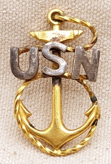 Beautiful Ca 1900-1910 USN CPO Chief Petty Officer Hat Badge in Gilt & Silvered Brass