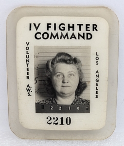 Nice Early WWII 1942 IV Fighter Command Volunteer AWS Women Photo ID Los Angeles