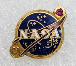 Ca 1980 NASA 20 Years Service Pin in 10K Gold