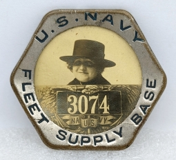 Ext Rare WWI USN Yeomanette Photo ID Badge Iconic Yeoman (F) Hat