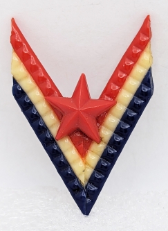 Nice ca 1943 Patriotic V for Victory Pin in Wartime Shortage Plastic