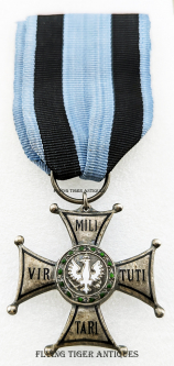 Beautiful WWII Polish Order of the Virtuti Militari 5th Class in Silver Unnumbered