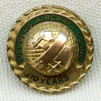 Late 40's - Early 50's Douglas Aircraft 10 Years of Service Pin by Robbins
