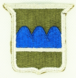 WWII US Army 80th Division (Blue Ridge) Shoulder Patch with Dark Blue Mountains