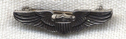 Great WWII Miniature Army Air Force Pilot Wing