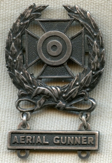Scarce Early WWII US Army (Air Force) Expert Marksman Qualification Badge with Aerial Gunner Clasp