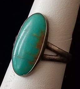 Beautiful, Simple 1950's Bell Trading Post Navajo Sterling & Turquoise Ring