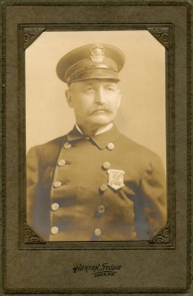 Great 1910s Photo of Dover, New Hampshire Chief of Police in Uniform with Hat Badge #1