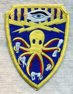 Wonderful Late 1950's USAF 548th Recon. Tech. Squadron 67th Tac Recon Wing Pocket Patch