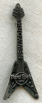 Vintage 1990s Hard Rock Caf New York Pin in Sterling Silver