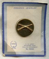 Early WWII US Army Infantry Enlisted Man Collar Disc by Gemsco on "Insignia Jewelry" Original Card