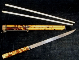 18th Century Japanese Knife and Bone Chopsticks Set in Tortoise Shell Covered Case