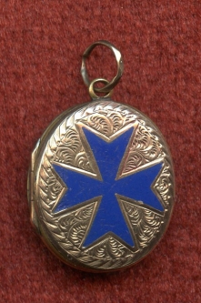 Unique 1870s Enameled Maltese Cross Locket for Child Relative of Pour le Merite (Blue Max) Winner