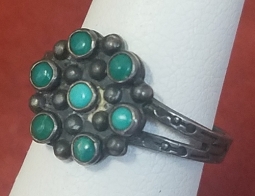 Beautiful 1950's Navajo Turquoise & Silver Ring Beautiful Color & Design