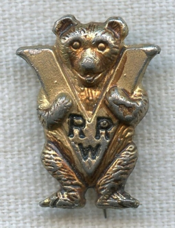 Scarce WWII Russian War Relief (RWR) Donation Pin