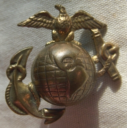 Scarce Model 1914 USMC EM Dress Cap Badge EGA
