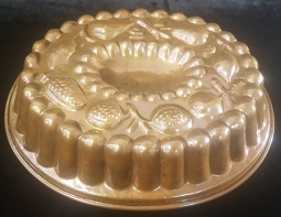 Large Vintage Heavy Tinned Copper Jello or Cake Mold in Excellent Condition
