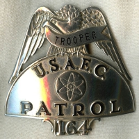 Rare ca 1947 US Atomic Energy Commission (USAEC) First Issue Security Patrol Trooper Hat Badge