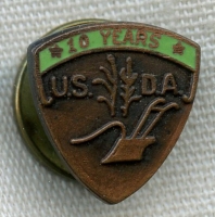 Circa 1930s-1940s USDA (US Dept. of Agriculture) 10 Years of Service Lapel Pin