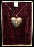 Early WWII USMC Sweetheart Heart-Shaped Locket Necklace (Right Hinge) in Original Box