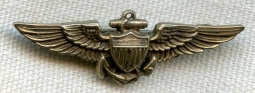 Beautiful WWII USN Pilot Wing by Meyer in Gilt Silver, Lapel or Sweetheart Size