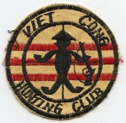 Classic Ca 1970 US Army Novelty Patch Viet Cong Hunting Club by Cheap Charlie