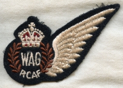 Scarce Circa 1943 Royal Canadian Air Force Wireless Air Gunner Wing with Straight Wing Pattern