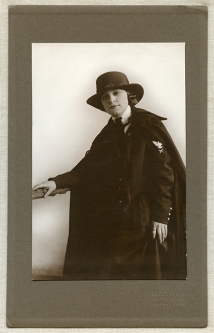 Beautiful WWI USN Yeoman (F) (Female) Portrait Photo from Savannah, GA