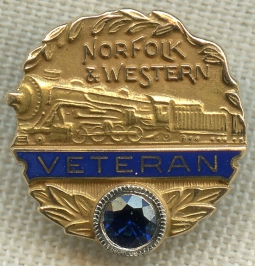 14K Gold Norfolk & Western Railway (N&WRY) 40 Year Service Pin with Large Sapphire