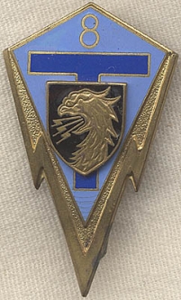 Early 1950s French 8th Signal Regiment/8me Rgiment de Transmission Badge