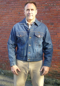 1960s or 70s Wrangler Denim Button Jacket in Size 46