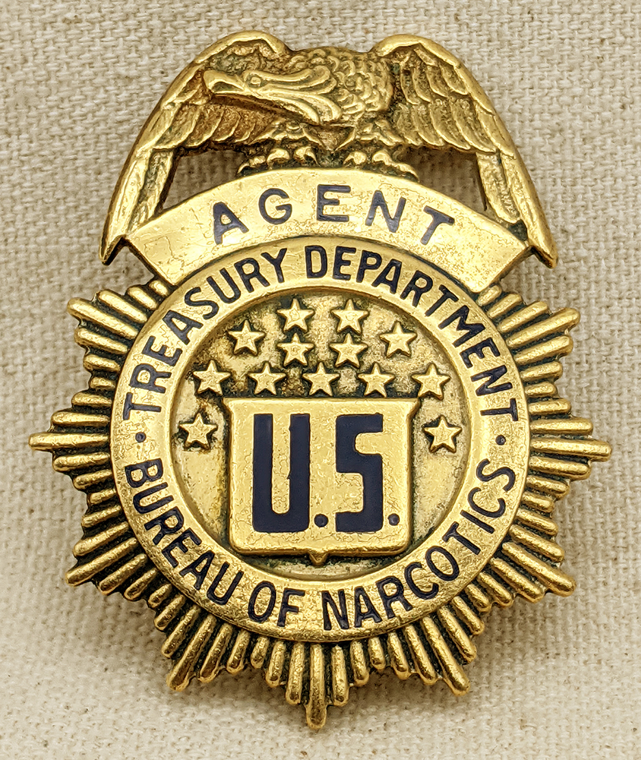 beautiful-1930s-1940s-us-treasury-dept-bureau-of-narcotics-agent-badge