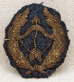 Ext Rare Late WWII Italian Air Force RSI Gold Level Interceptor Qualification Badge in Bullion on Bl