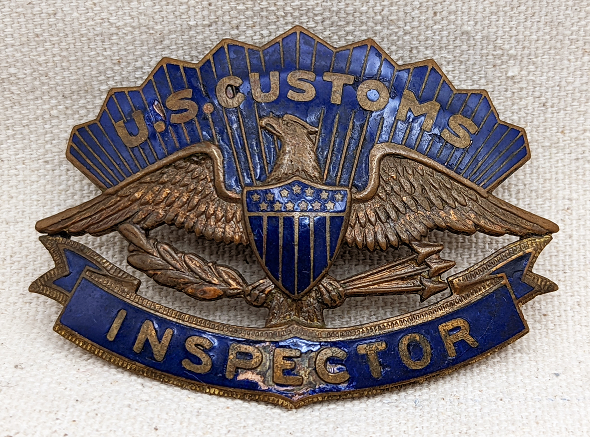 1940s50s US Customs Inspector Hat Badge 1265 Flying Tiger Antiques
