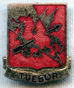 1950s DI for US Army 562nd Air Defense Artillery Pinback by Orber