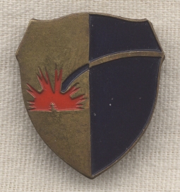 Rare WWII Theatre-Made 61st Field Artillery Battalion DI