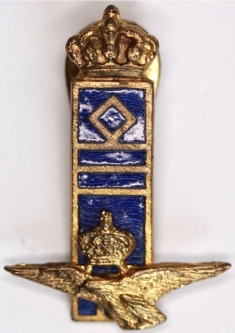 Italian Air Force 1923-1933 Service and Rank Lapel Pin - Captain