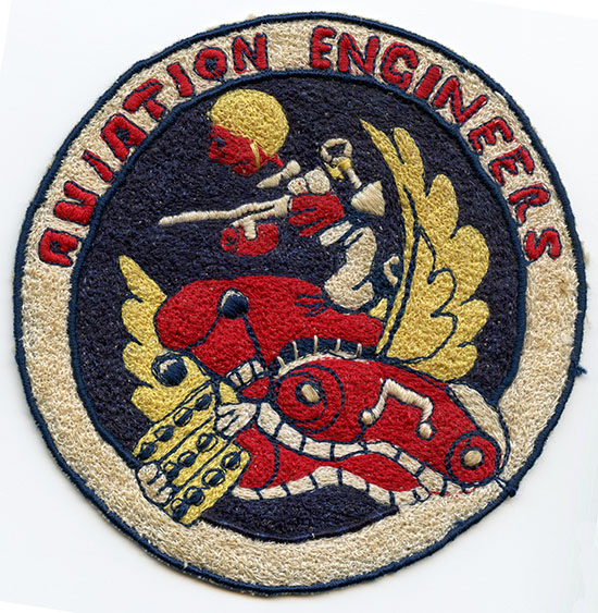 b1028 WW2 US Army Air Force Aviation Engineers shoulder patch R13C 