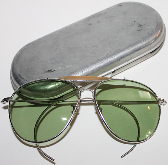 Vintage Wwii Army Air Forces Aviator Sunglasses W Ec