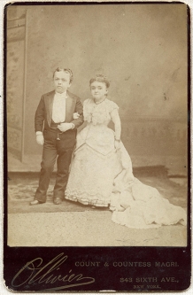1880's Cabinet Photo of Midget Couple Count & Countess Magri - Countess was Mrs. Tom Thumb