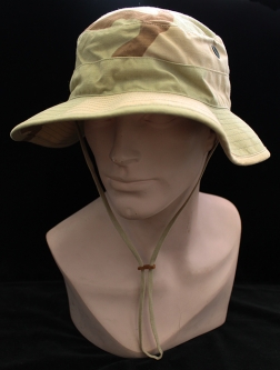 Minty US Army Desert Storm Camo Boonie Hat in Nice Size. Dated 1990
