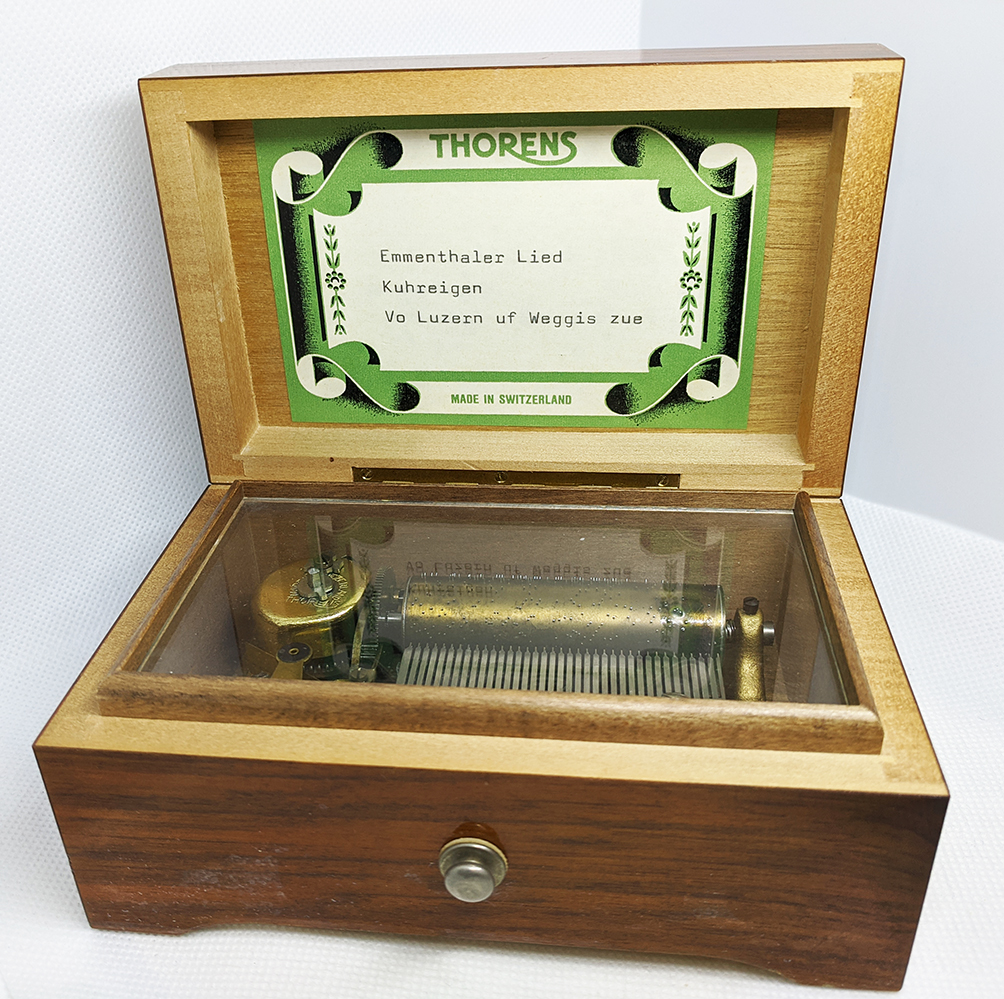 Lovely Vintage 1950 s Thorens Swiss Music Box. Works Great