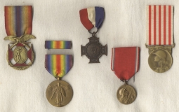 Named WWI Medal Grouping for Lt. Hinchcliffe of Batt. C, 113th FA, 30th Div., Stoneham, MA