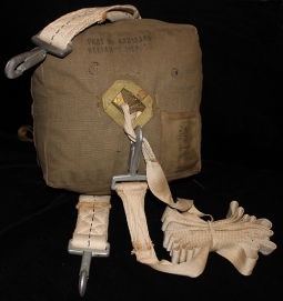 Rare Korean War Era Emergency Parachute Unit Type C-7
